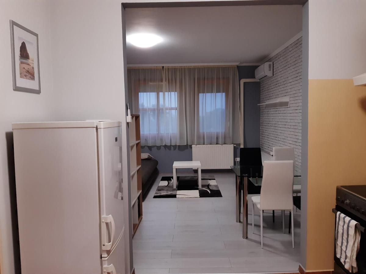 Pipacs Apartment Bekescsaba Exterior photo